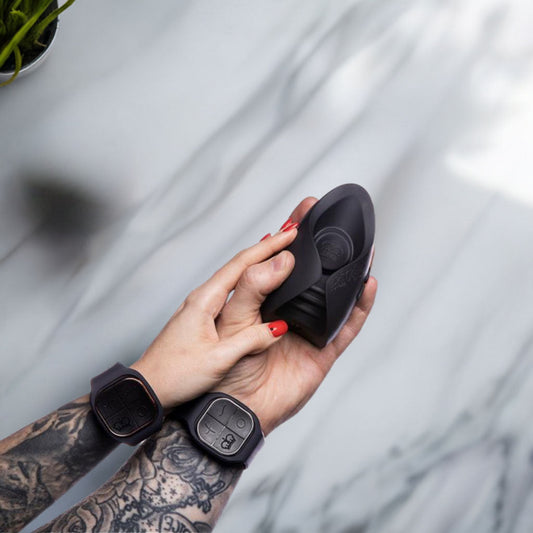 Cómo usar un vibrador con control remoto (y disfrutarlo al máximo)